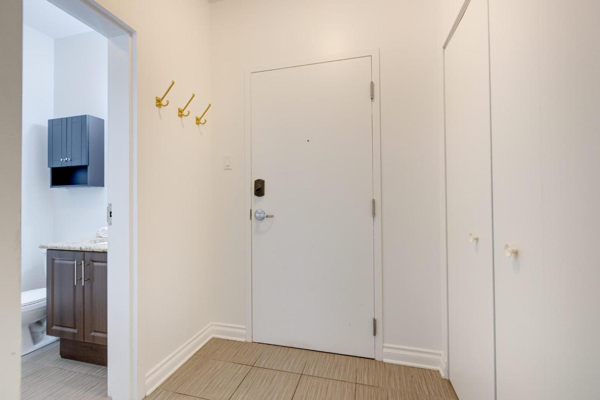 M11 - Stylish & Cozy 2bdr In Plateau Apartamento Montreal