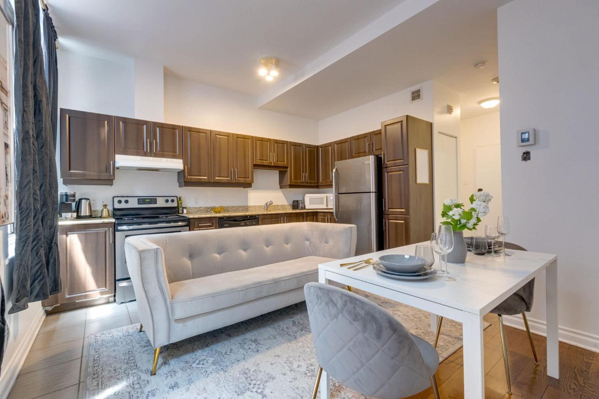 M11 - Stylish & Cozy 2bdr In Plateau Appartement Montréal